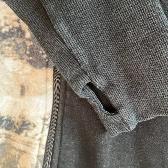 Lululemon Jacket Size 12 Black High Collar - Picture 12 of 15